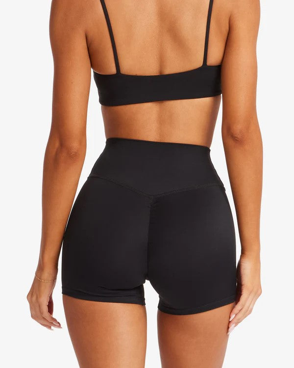 AURA Flex – Short de Sport Femme Yoga & Fitness