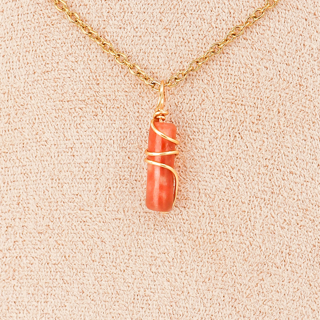 NATURA PENDENTIF – Pilier de Jade ‘Fleur de Prunier’ | Harmonie & Énergie