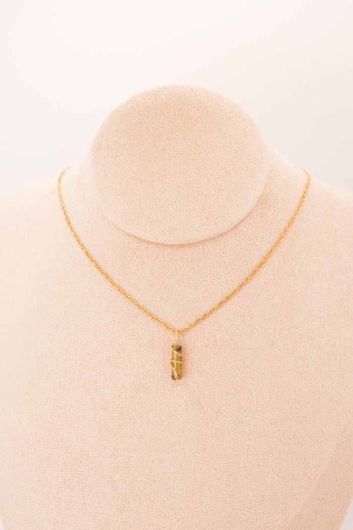 NATURA PENDENTIF – Pilier de Jade ‘Fleur de Prunier’ | Harmonie & Énergie